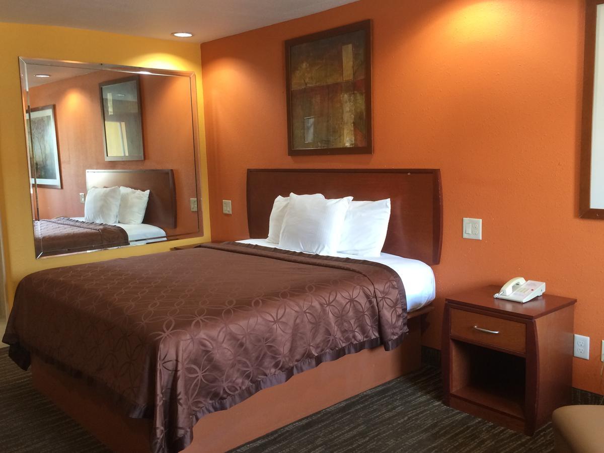 Select Inn And Suites Houston Exteriör bild